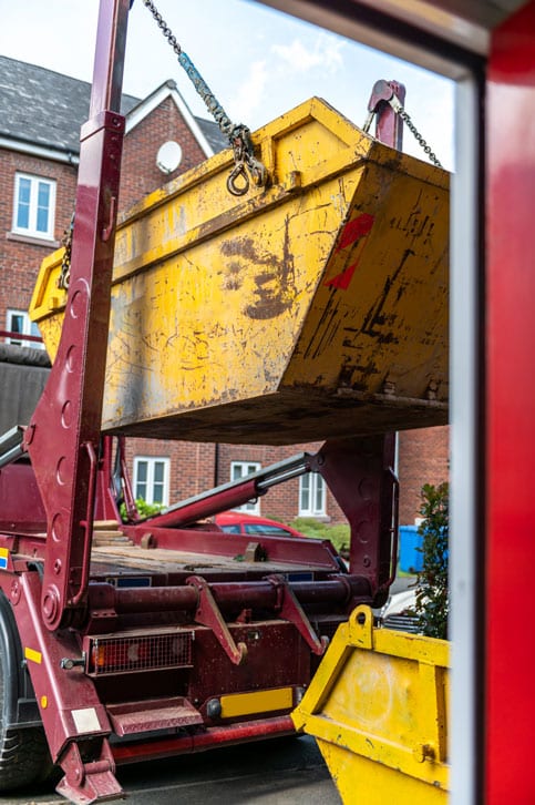 Read more about the article The Process of Skip Bin Collection and What Happens to the Waste