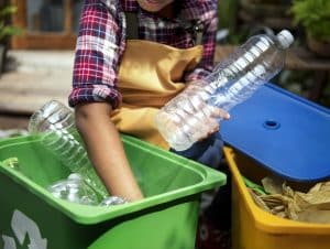 Read more about the article Skip Bins V.S. DIY Waste Management